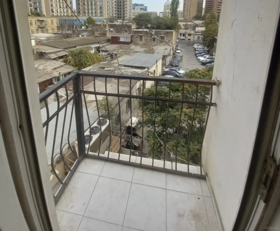 Satılır 3 otaqlı mənzil 85 m²