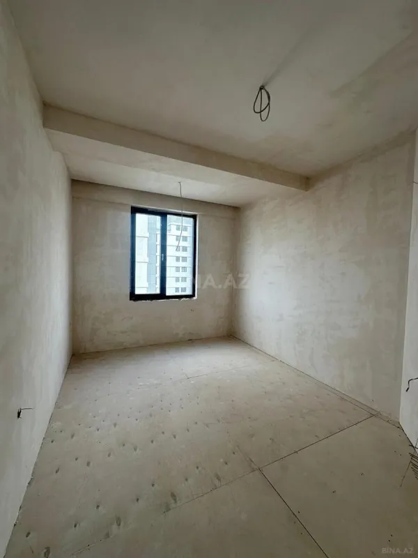 Satılır 3 otaqlı mənzil 82 m²