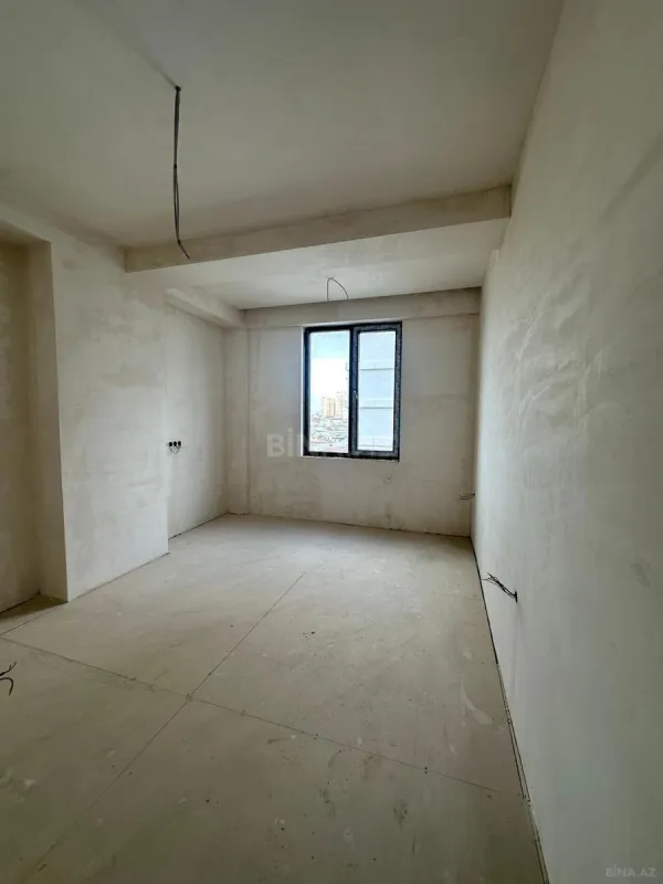 Satılır 3 otaqlı mənzil 82 m²