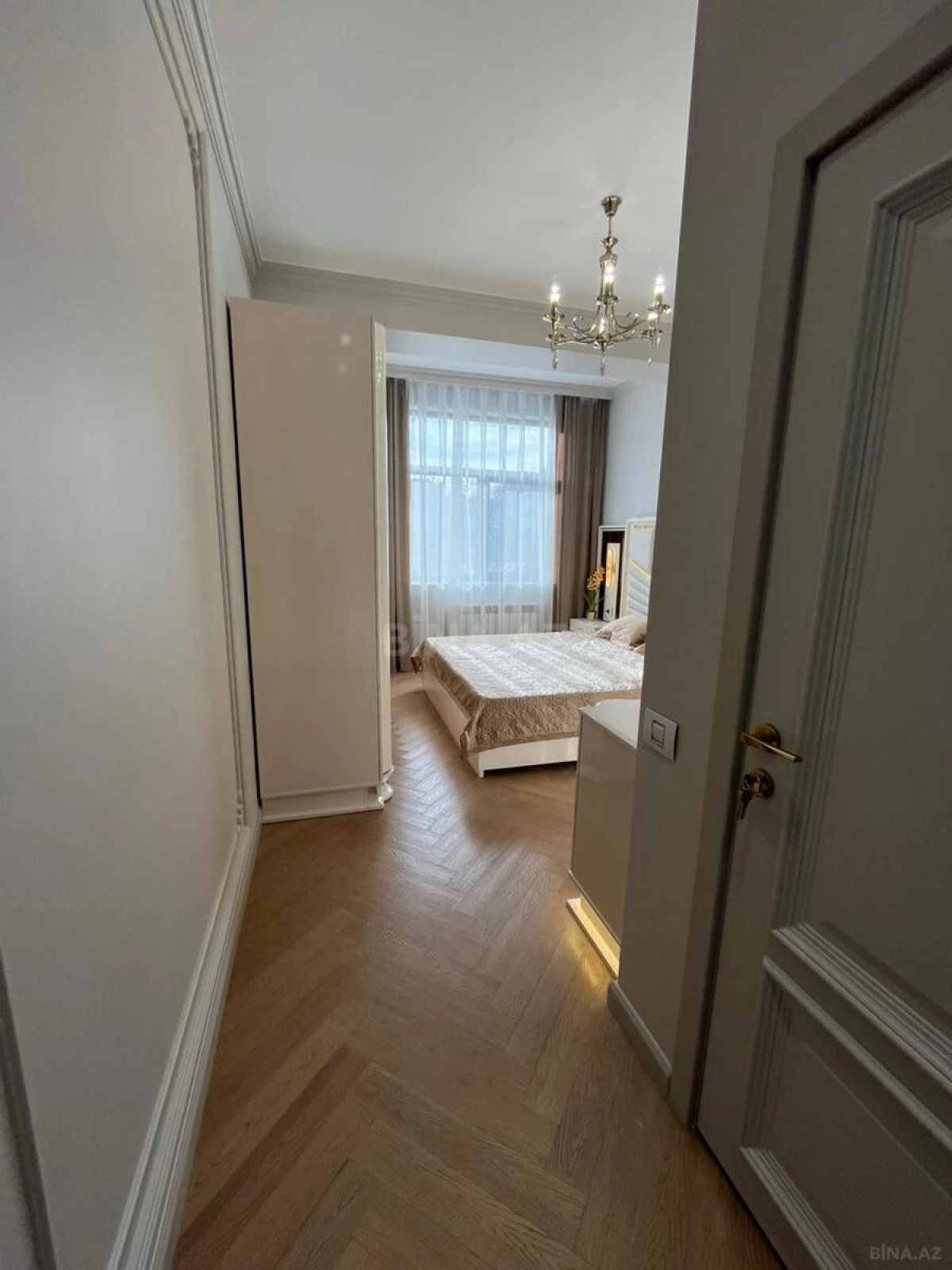 Satılır 3 otaqlı mənzil 82 m²