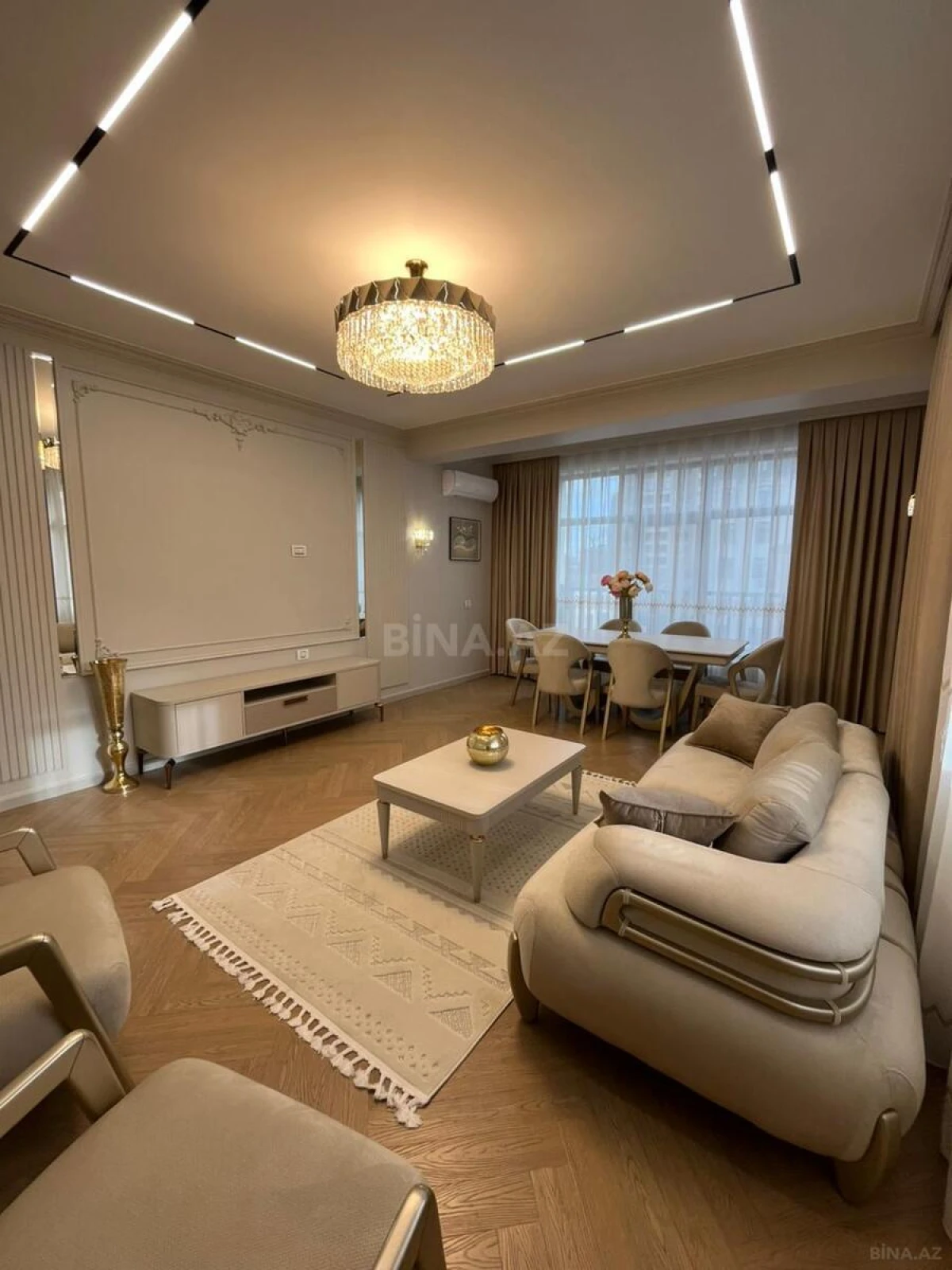 Satılır 3 otaqlı mənzil 82 m²