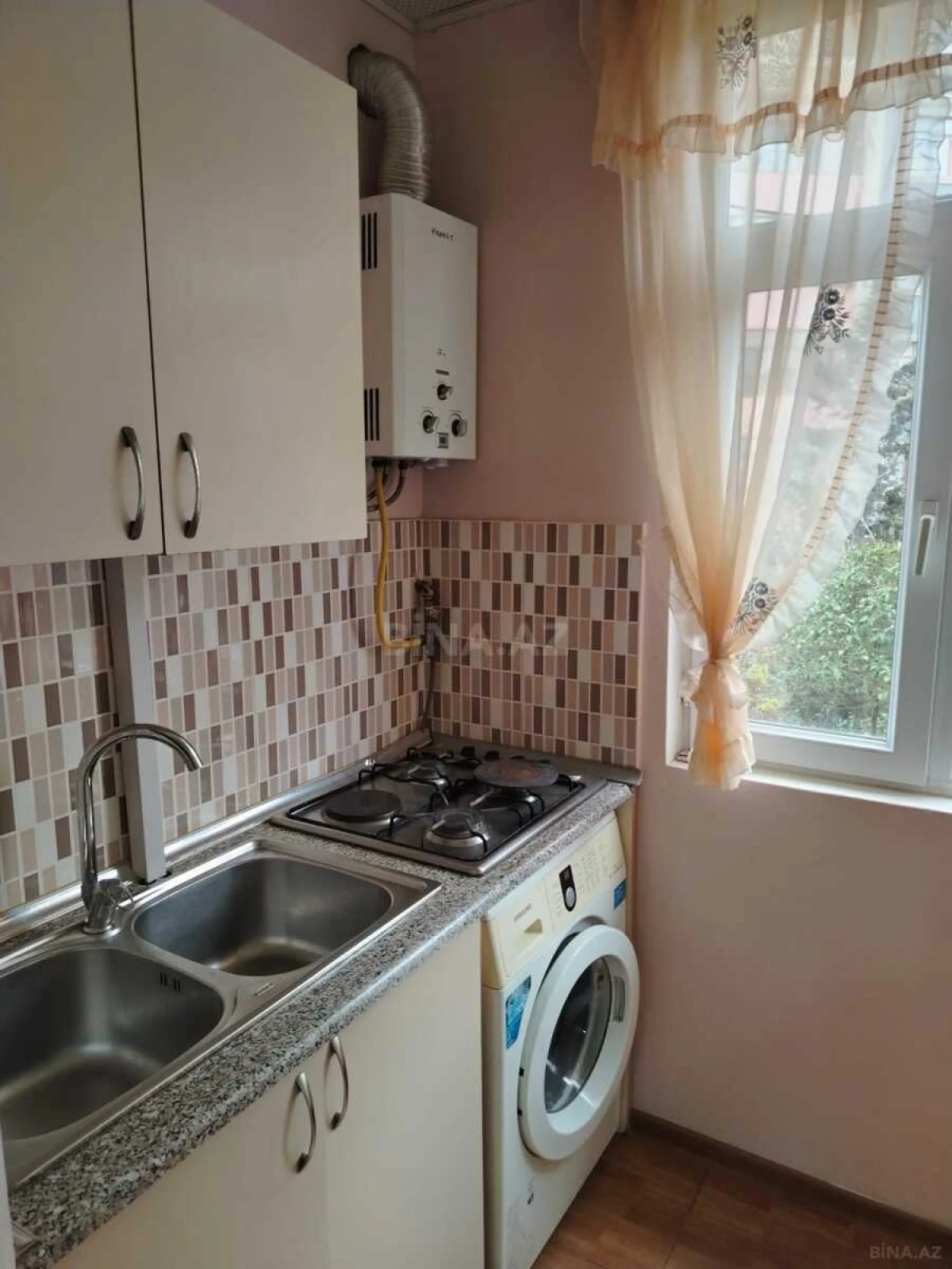 Kirayə verilir 3 otaqlı mənzil 75 m²