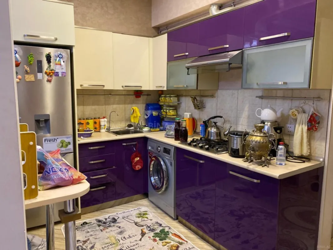 Kirayə verilir 3 otaqlı mənzil 125 m²