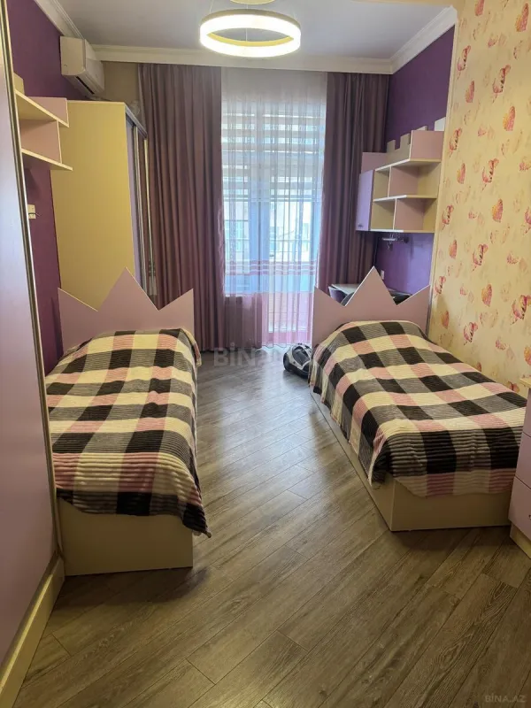 Kirayə verilir 3 otaqlı mənzil 125 m²