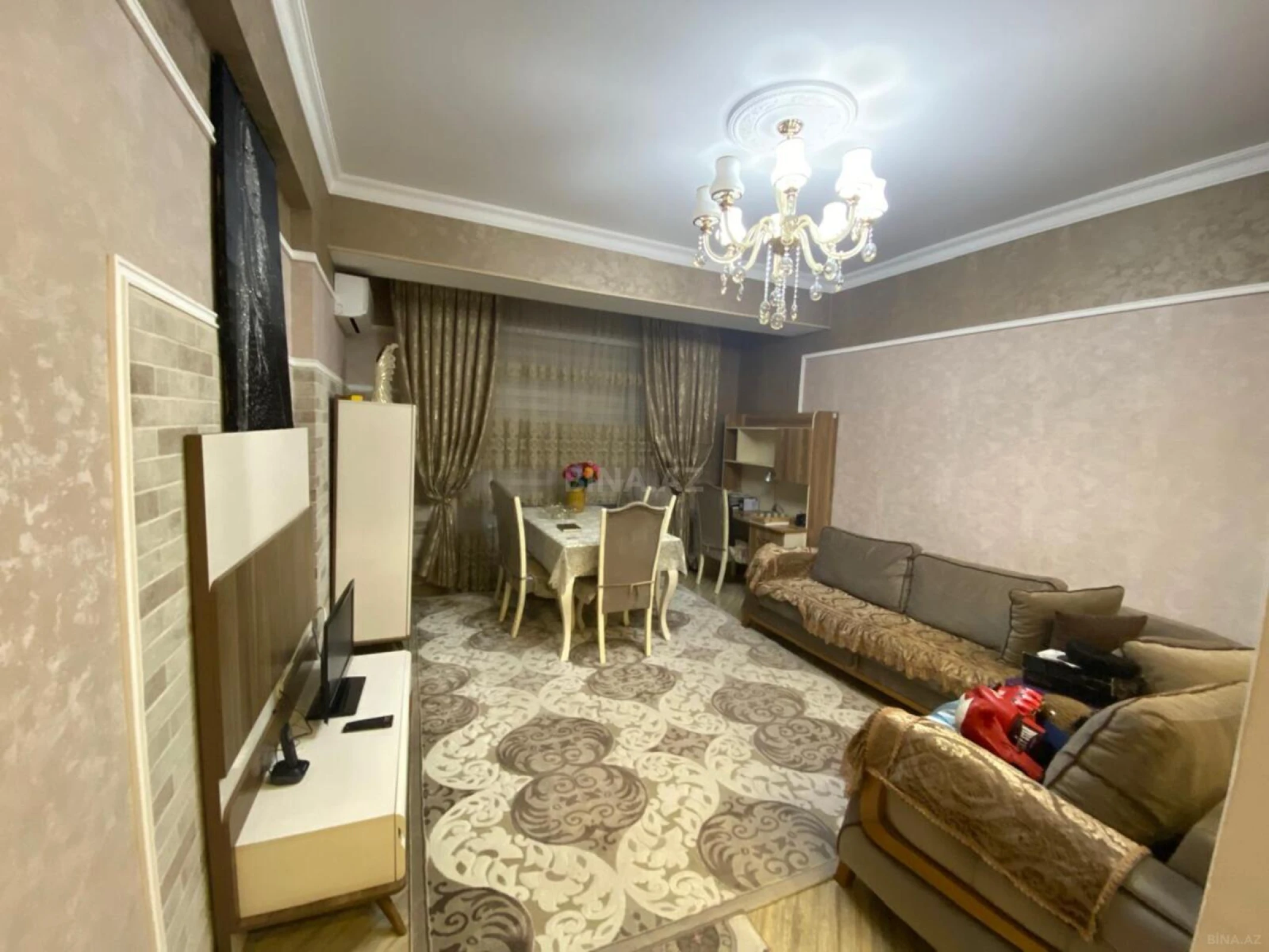 Kirayə verilir 3 otaqlı mənzil 125 m²