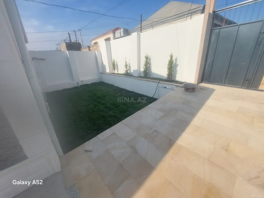 Satılır 4 otaqlı həyət evi 100 m²