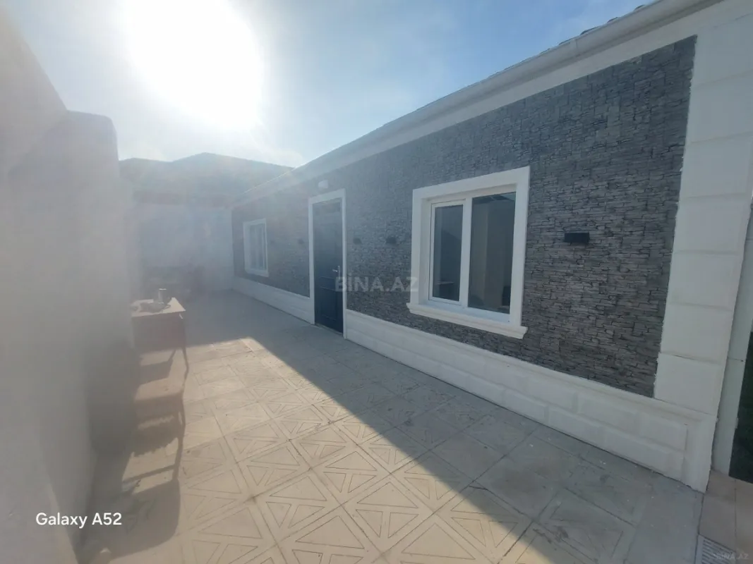 Satılır 4 otaqlı həyət evi 100 m²