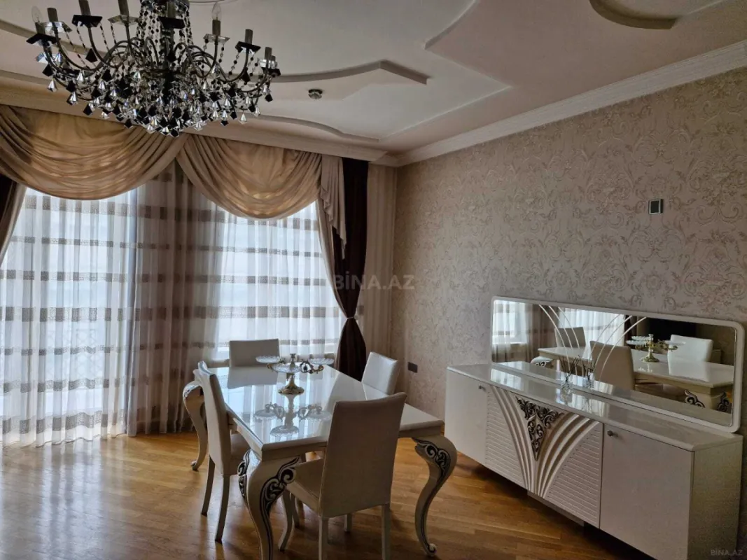 Kirayə verilir 3 otaqlı mənzil 115 m²