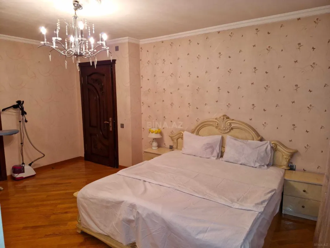 Kirayə verilir 3 otaqlı mənzil 115 m²