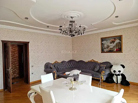 Kirayə verilir 3 otaqlı mənzil 115 m²