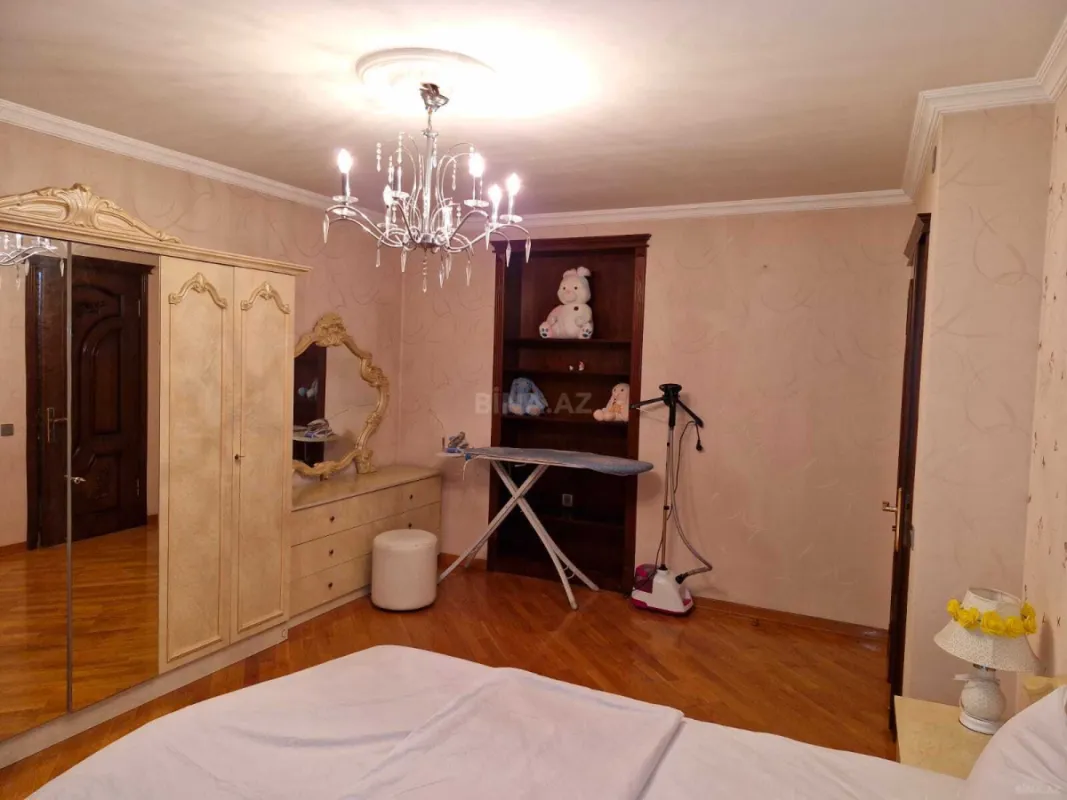 Kirayə verilir 3 otaqlı mənzil 115 m²