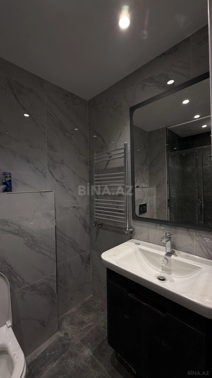 Satılır 2 otaqlı mənzil 52.9 m²