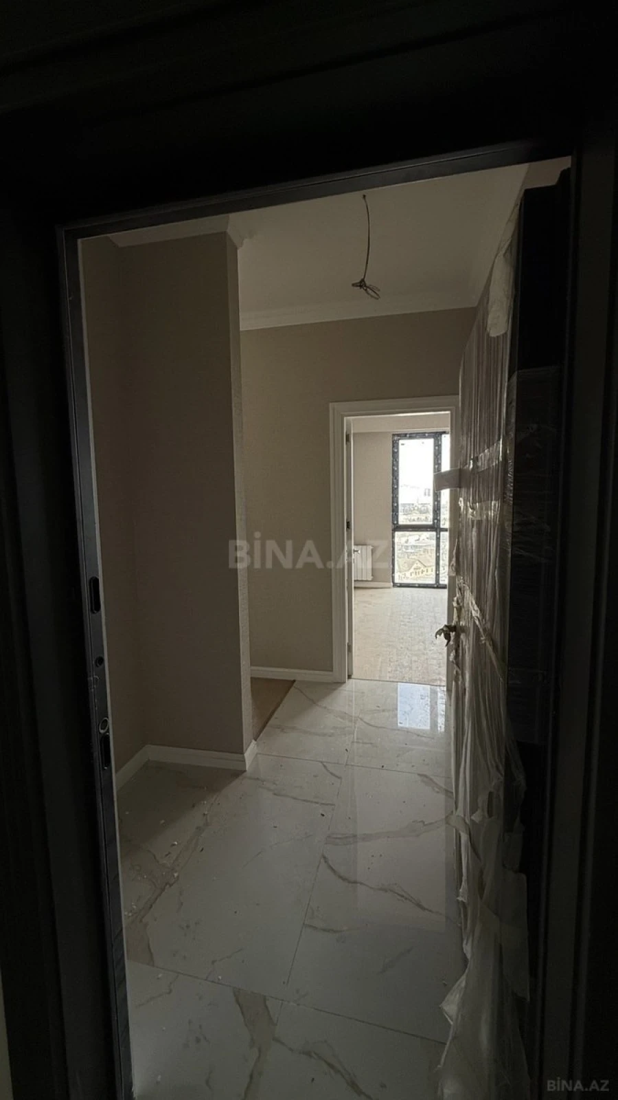 Satılır 2 otaqlı mənzil 52.9 m²