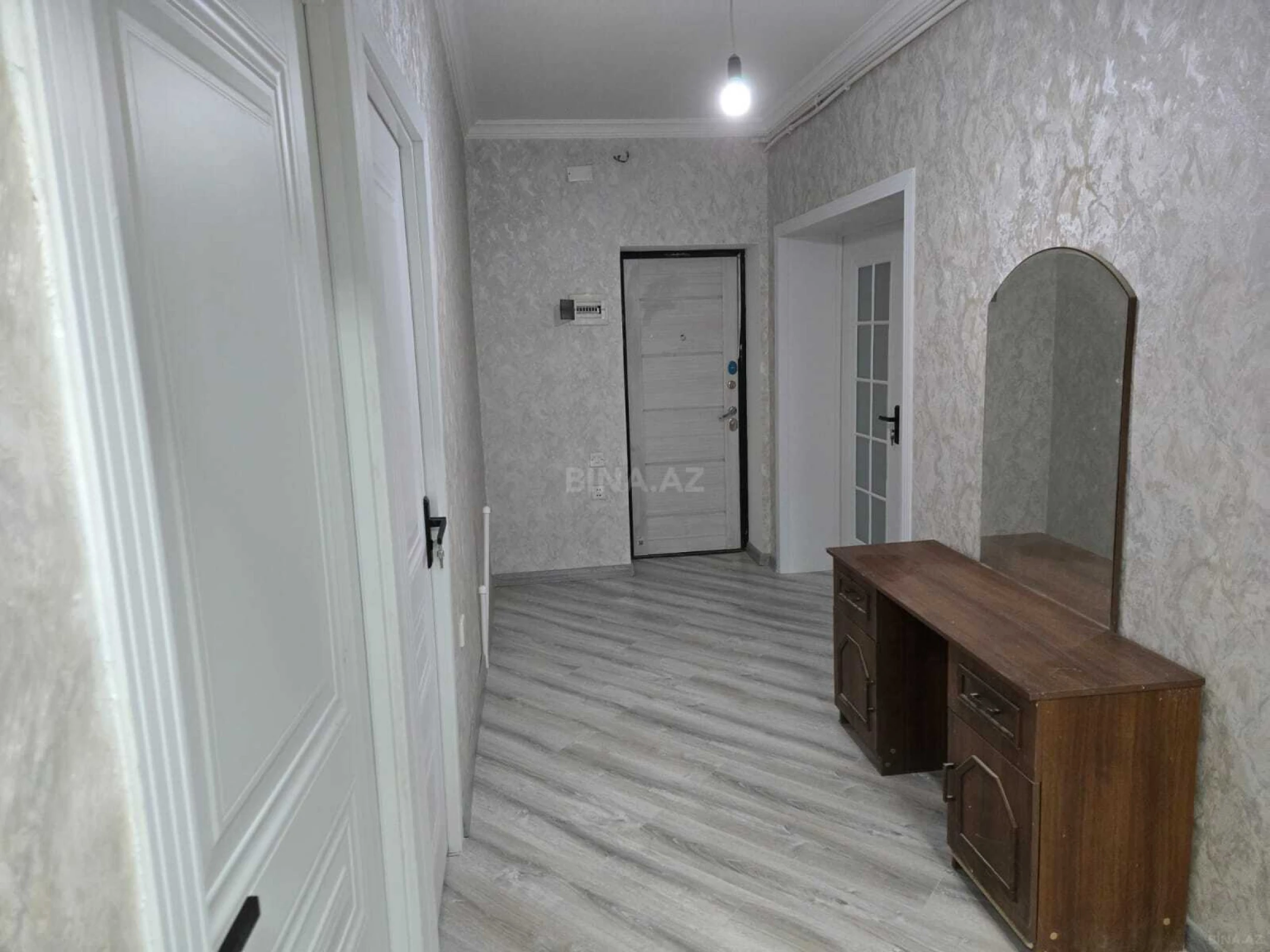 Satılır 3 otaqlı mənzil 90 m²