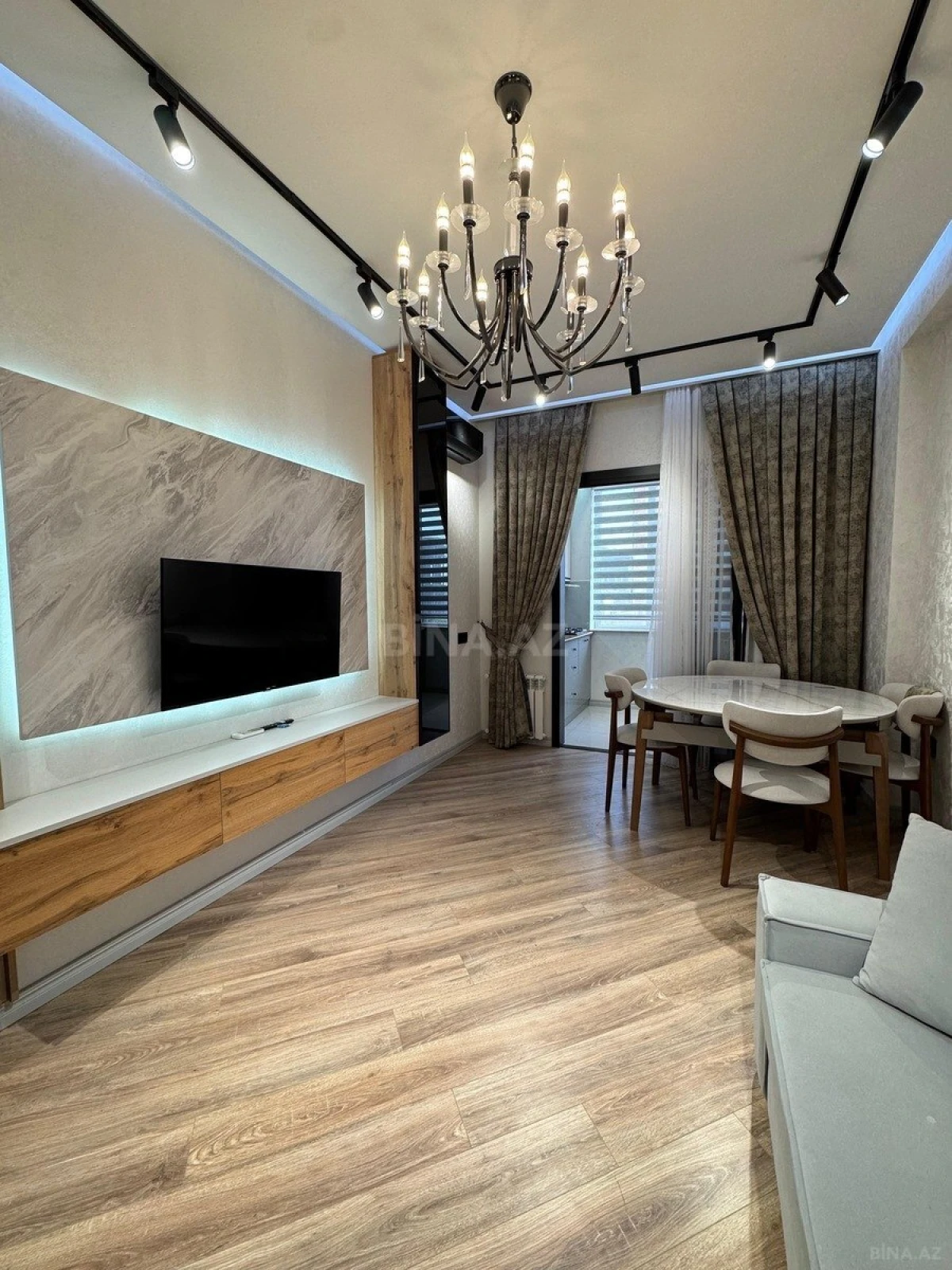 Satılır 2 otaqlı mənzil 55 m²