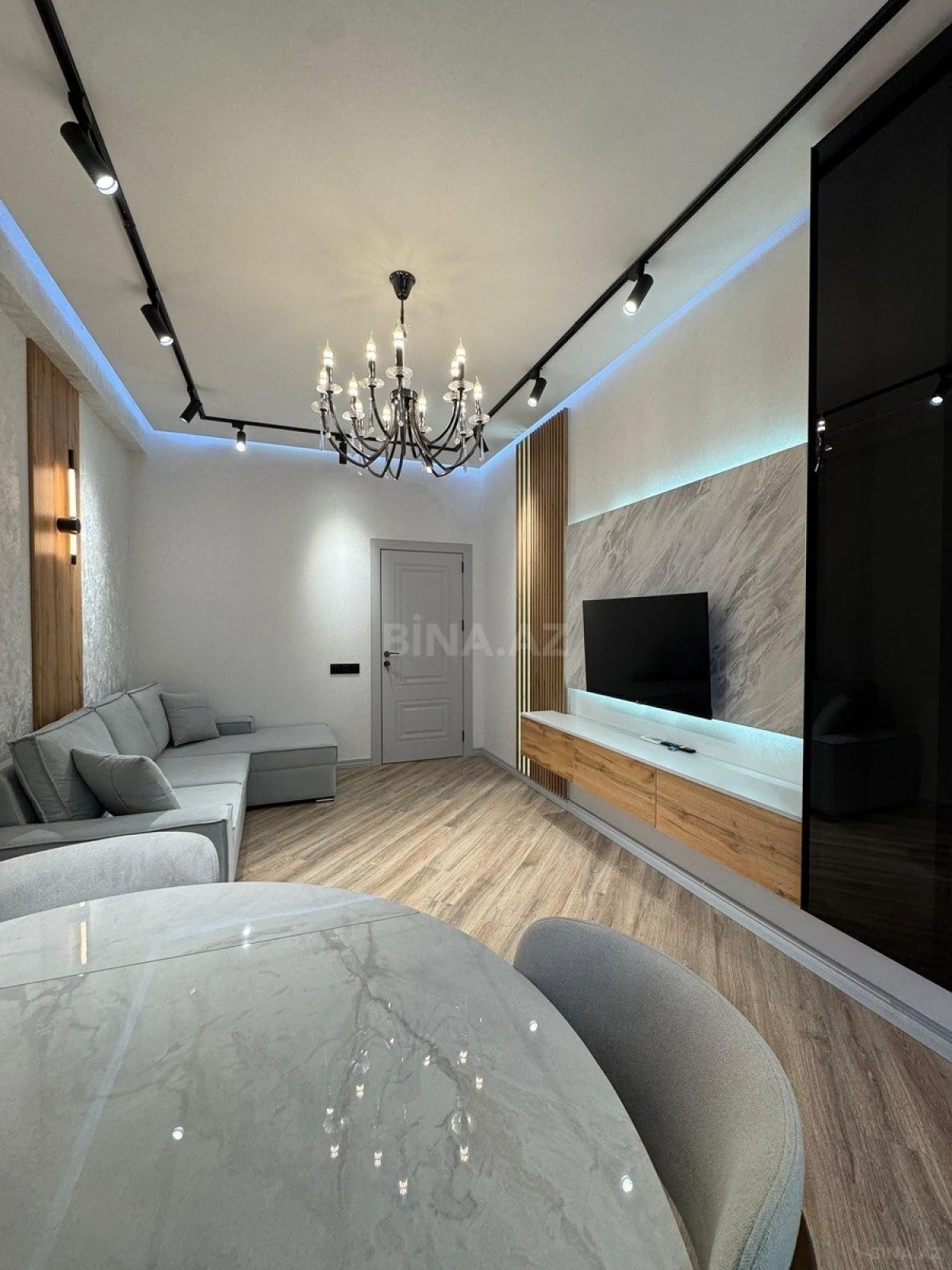Satılır 2 otaqlı mənzil 55 m²
