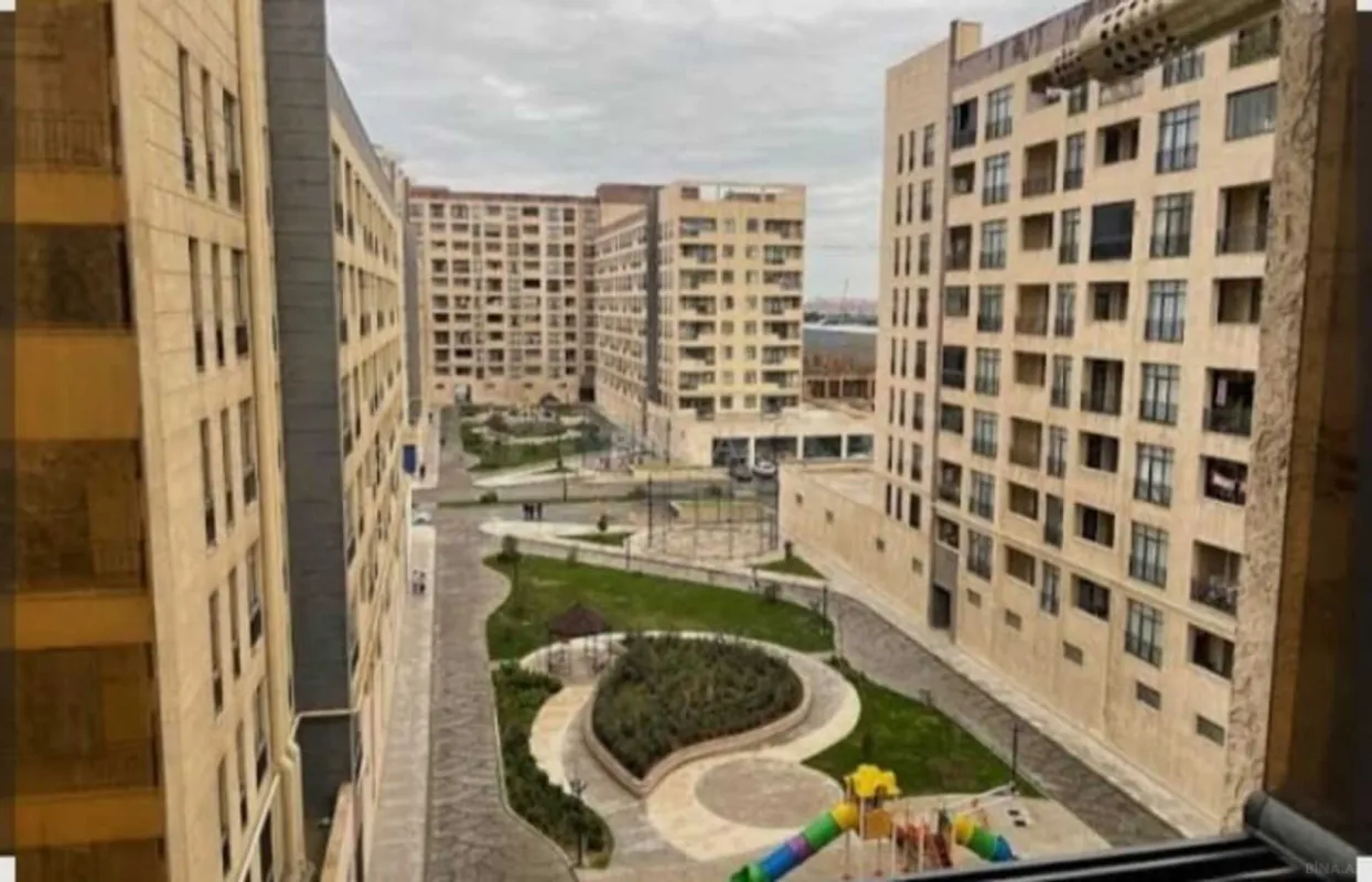 Satılır 3 otaqlı mənzil 95 m²