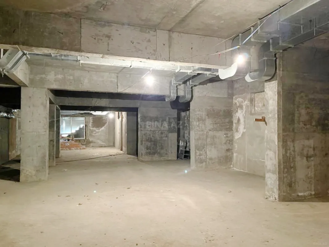 Satılır obyekt 450 m²