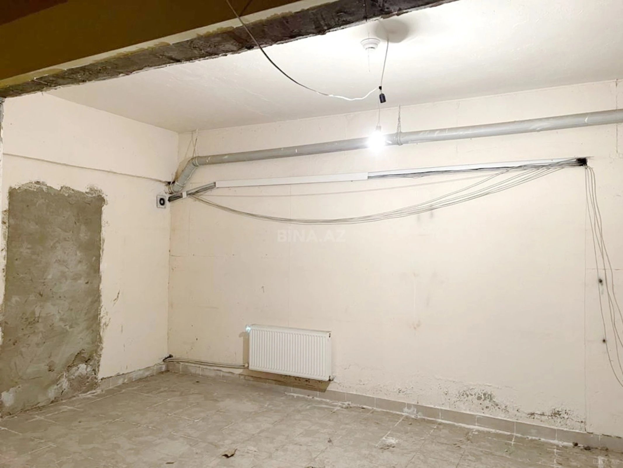 Satılır obyekt 450 m²