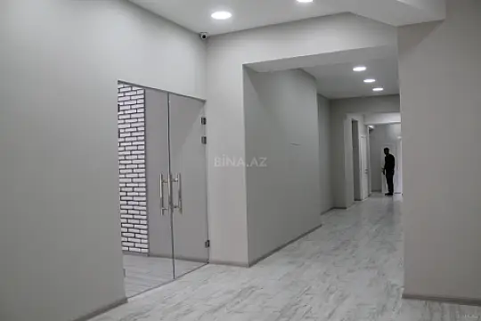 Kirayə verilir obyekt 378 m²