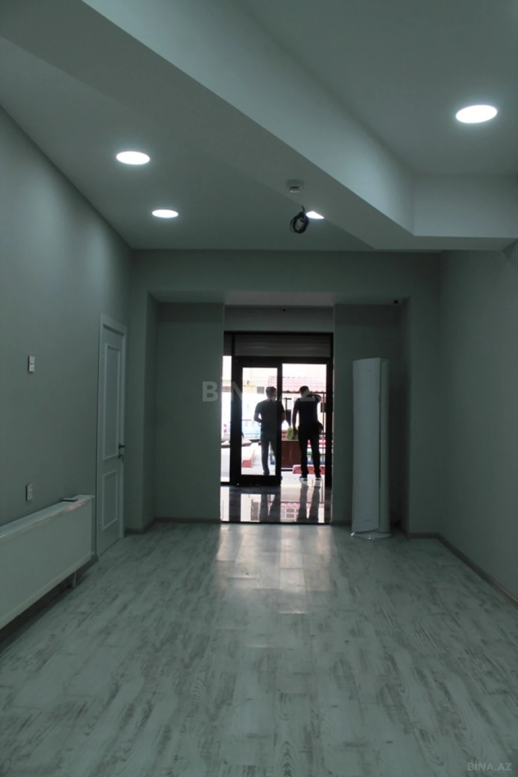 Kirayə verilir obyekt 378 m²