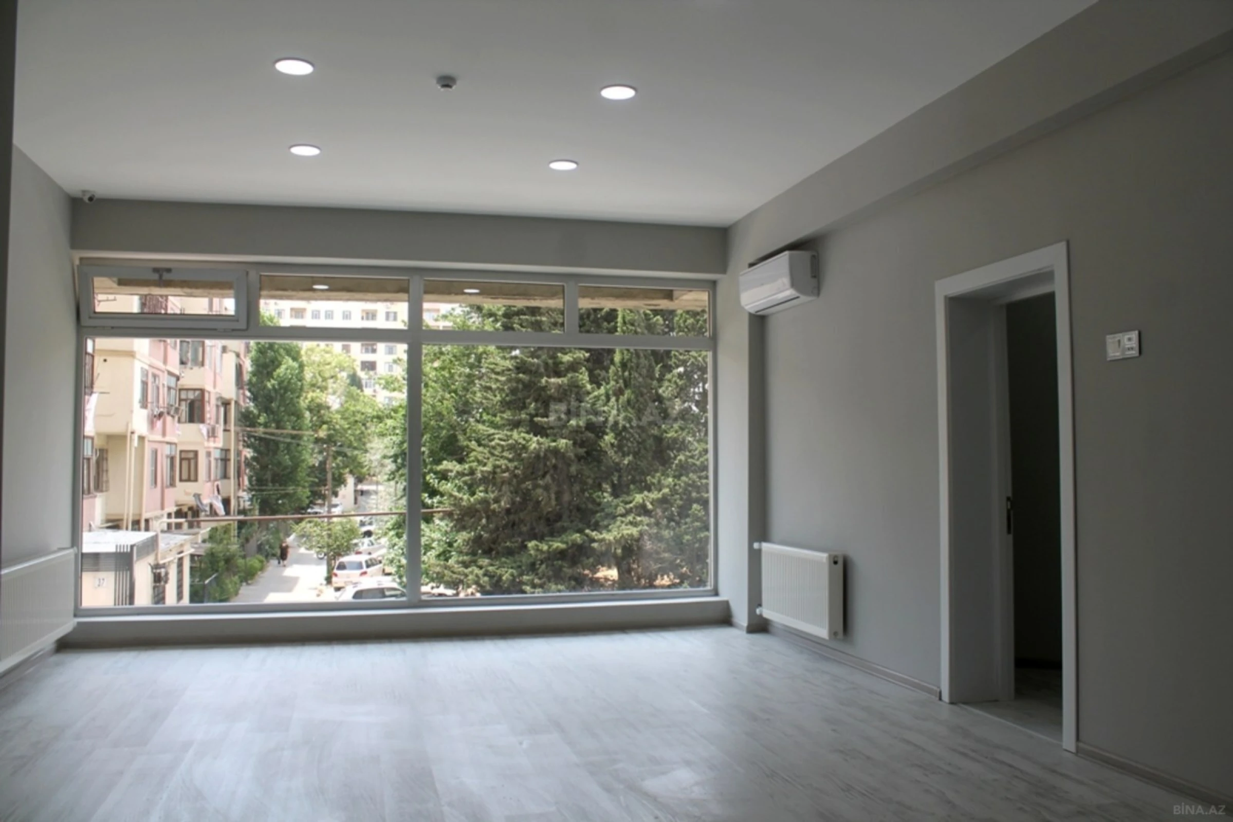 Kirayə verilir obyekt 378 m²