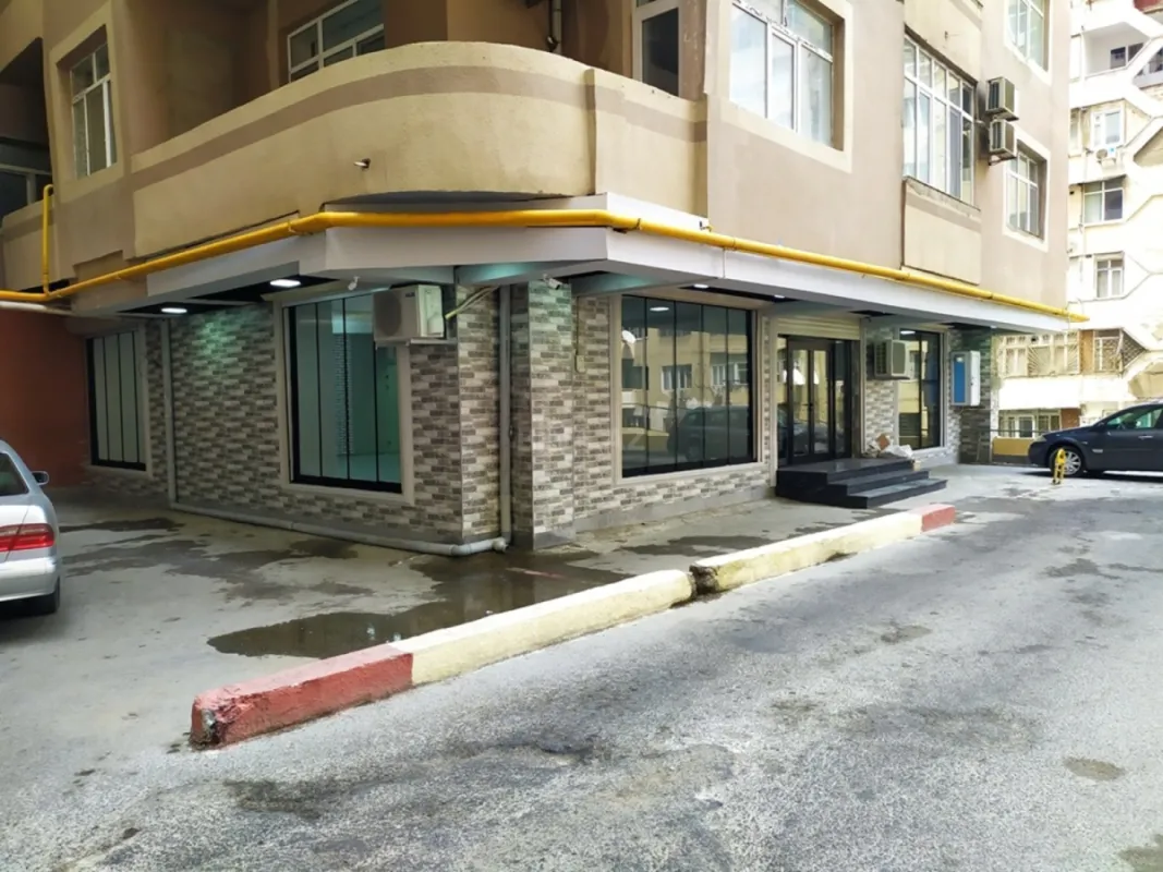 Kirayə verilir obyekt 378 m²