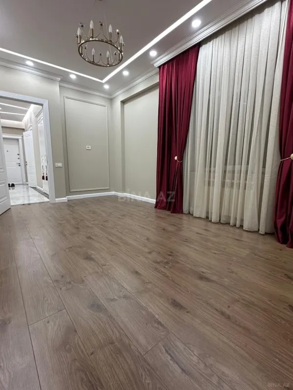 Satılır 3 otaqlı mənzil 90 m²