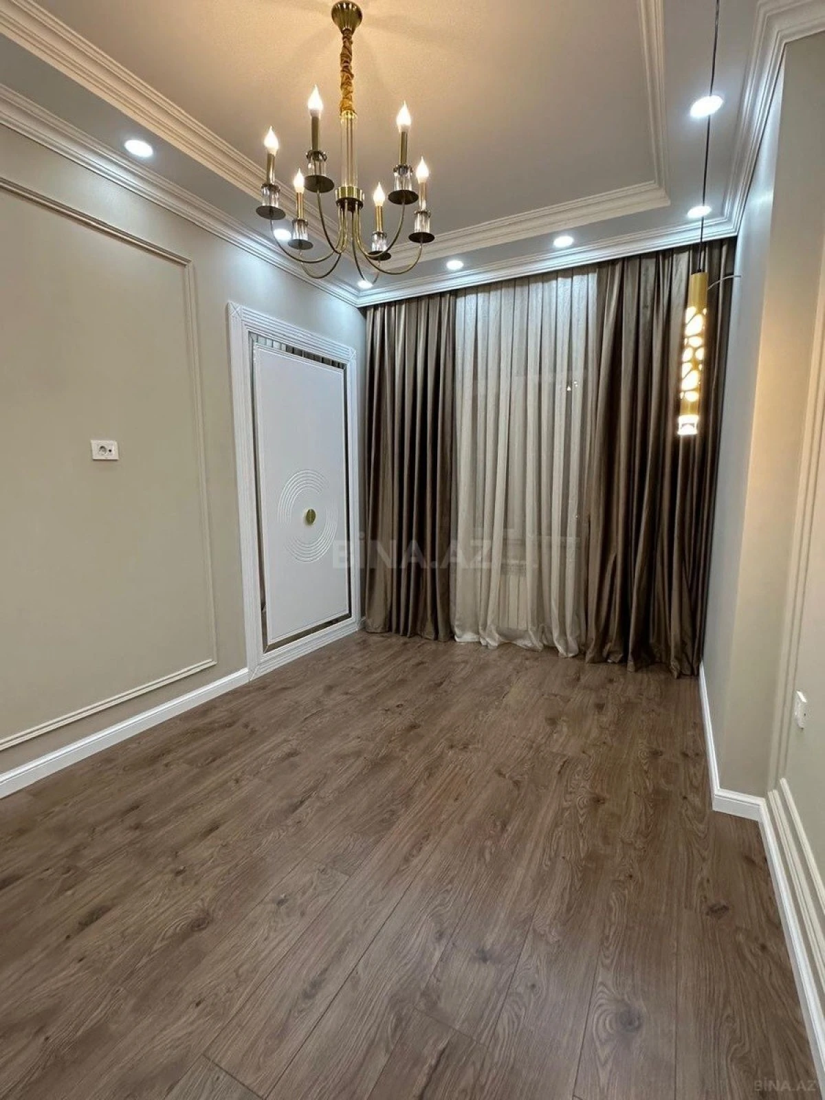 Satılır 3 otaqlı mənzil 90 m²