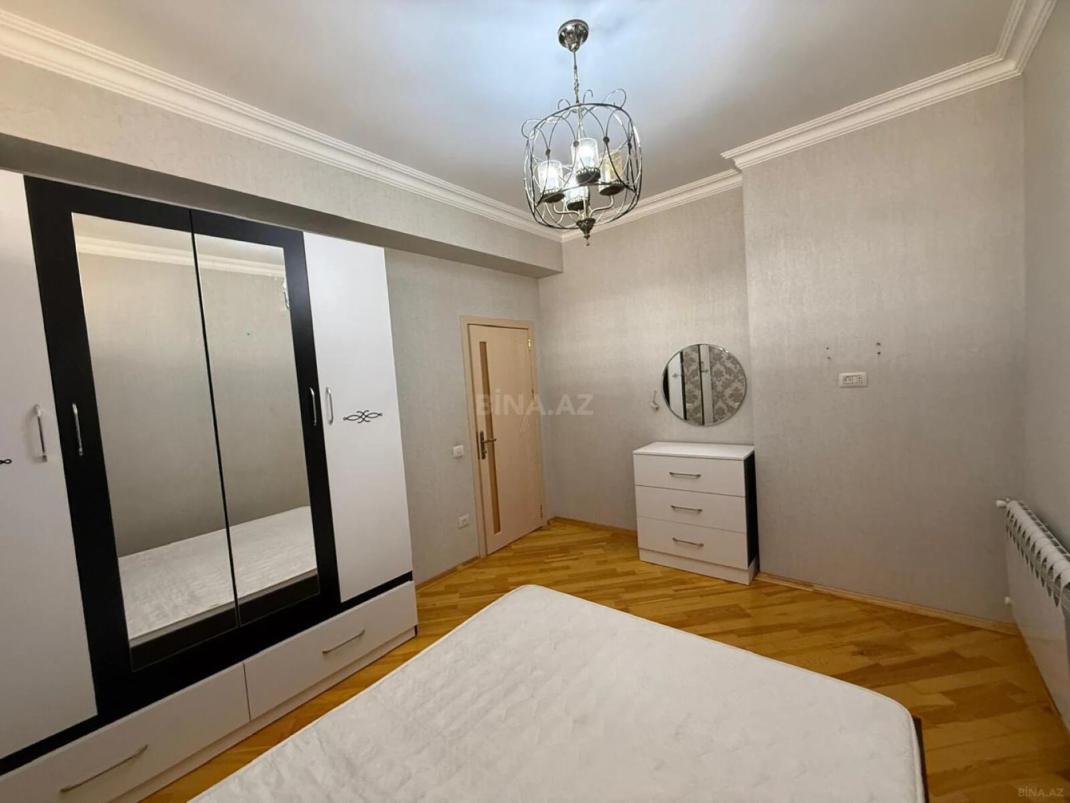 Satılır 3 otaqlı mənzil 62 m²