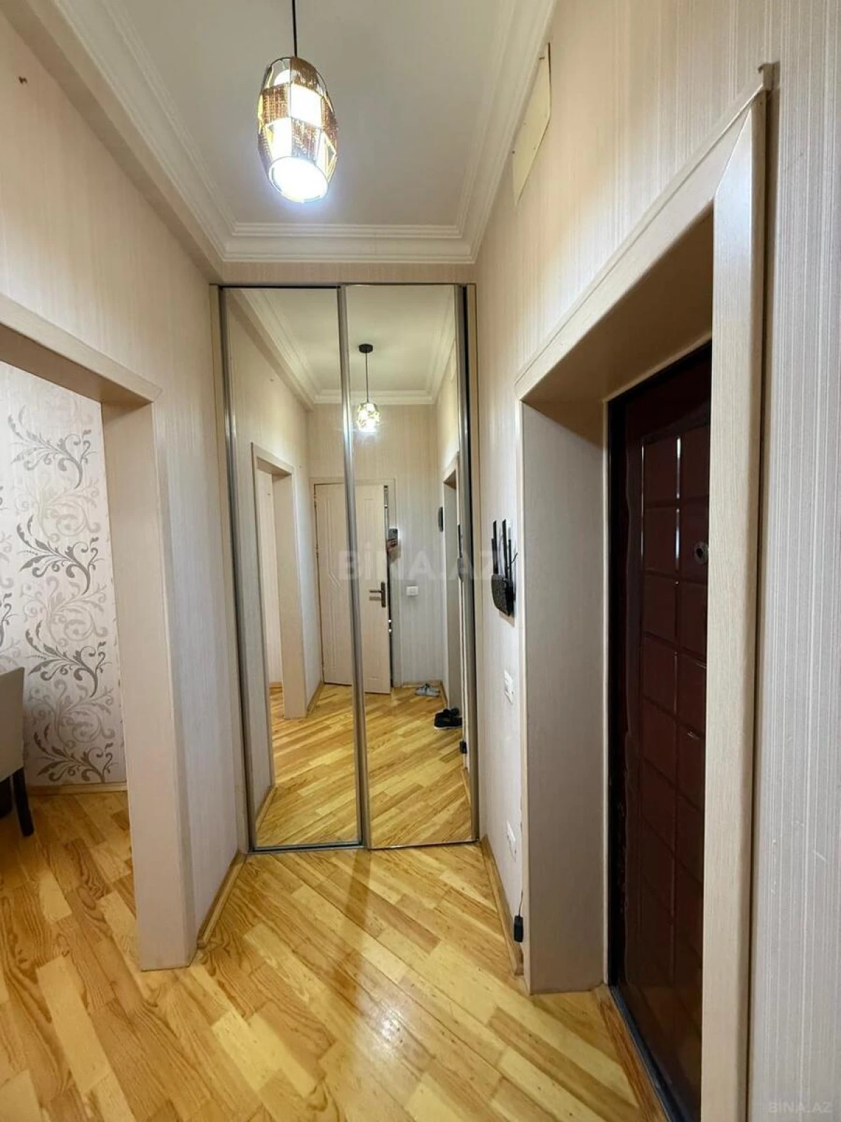 Satılır 3 otaqlı mənzil 62 m²