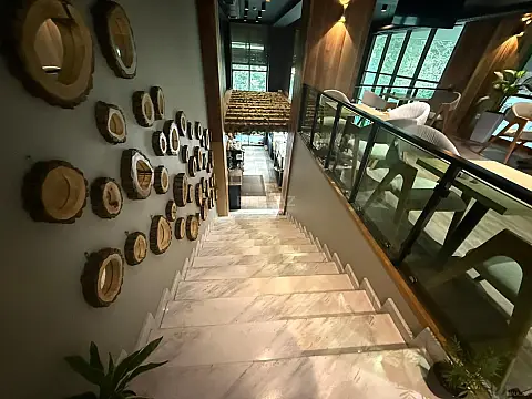 Kirayə verilir obyekt 220 m²