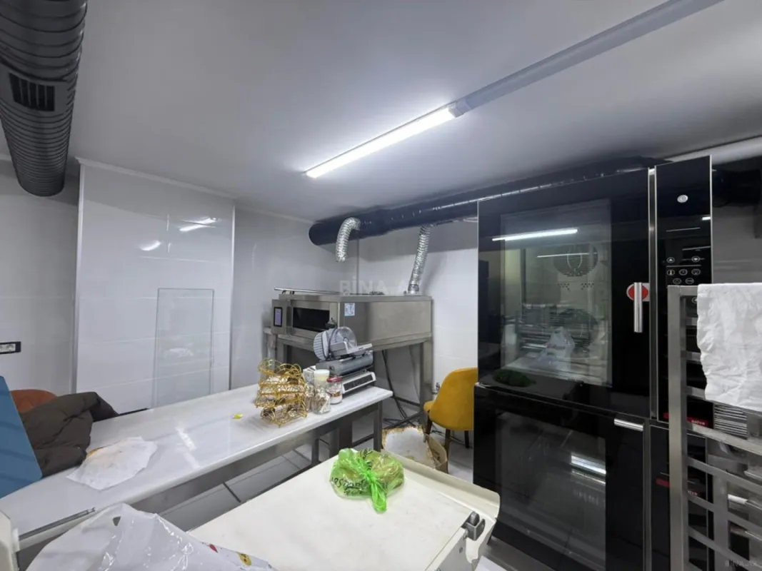 Kirayə verilir obyekt 220 m²