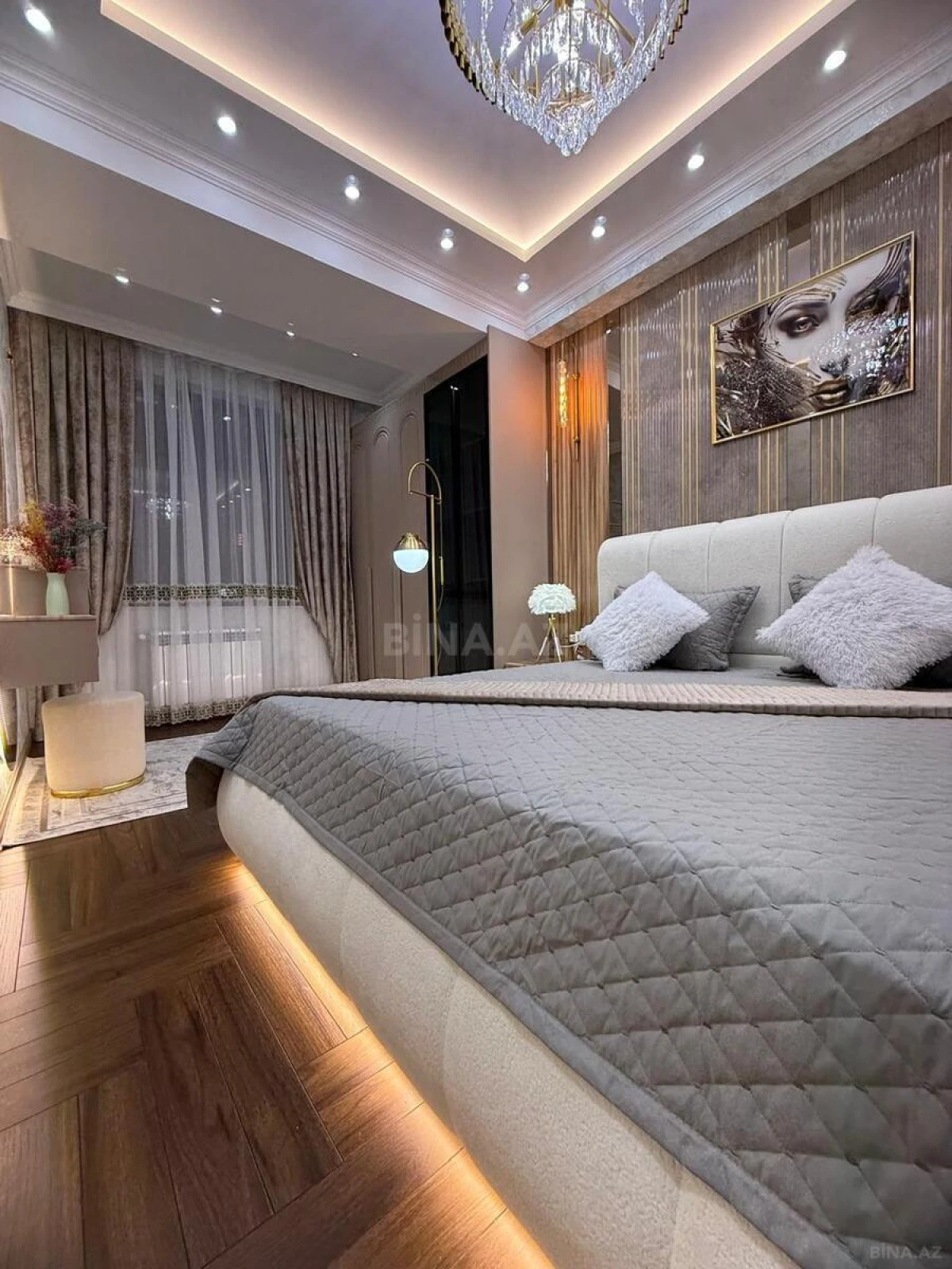 Satılır 3 otaqlı mənzil 127 m²