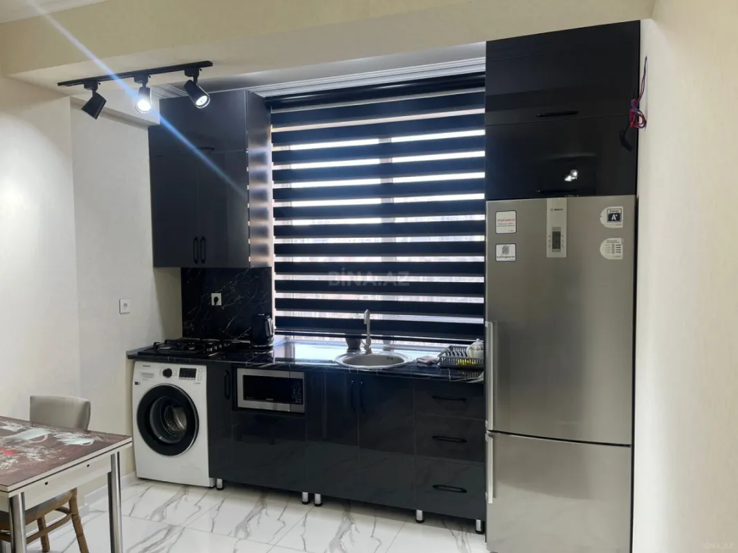 Kirayə verilir 2 otaqlı mənzil 65 m²