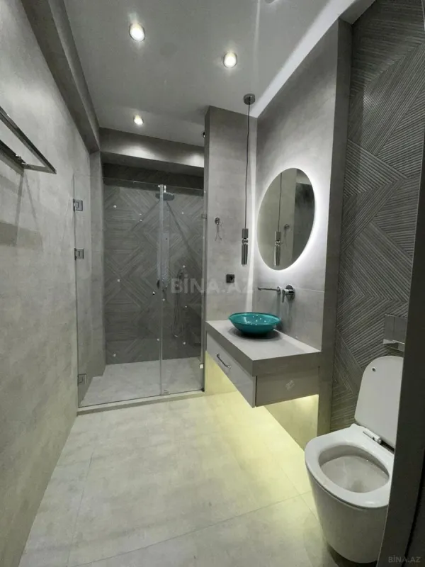Satılır 2 otaqlı mənzil 106 m²
