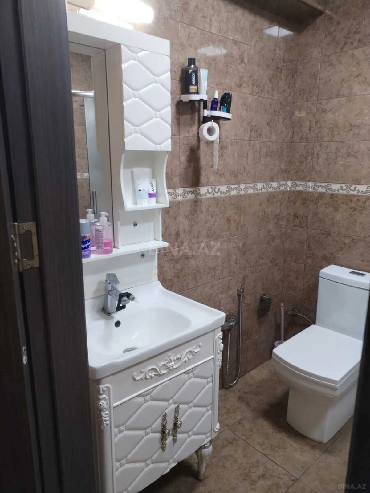 Kirayə verilir 3 otaqlı mənzil 97 m²