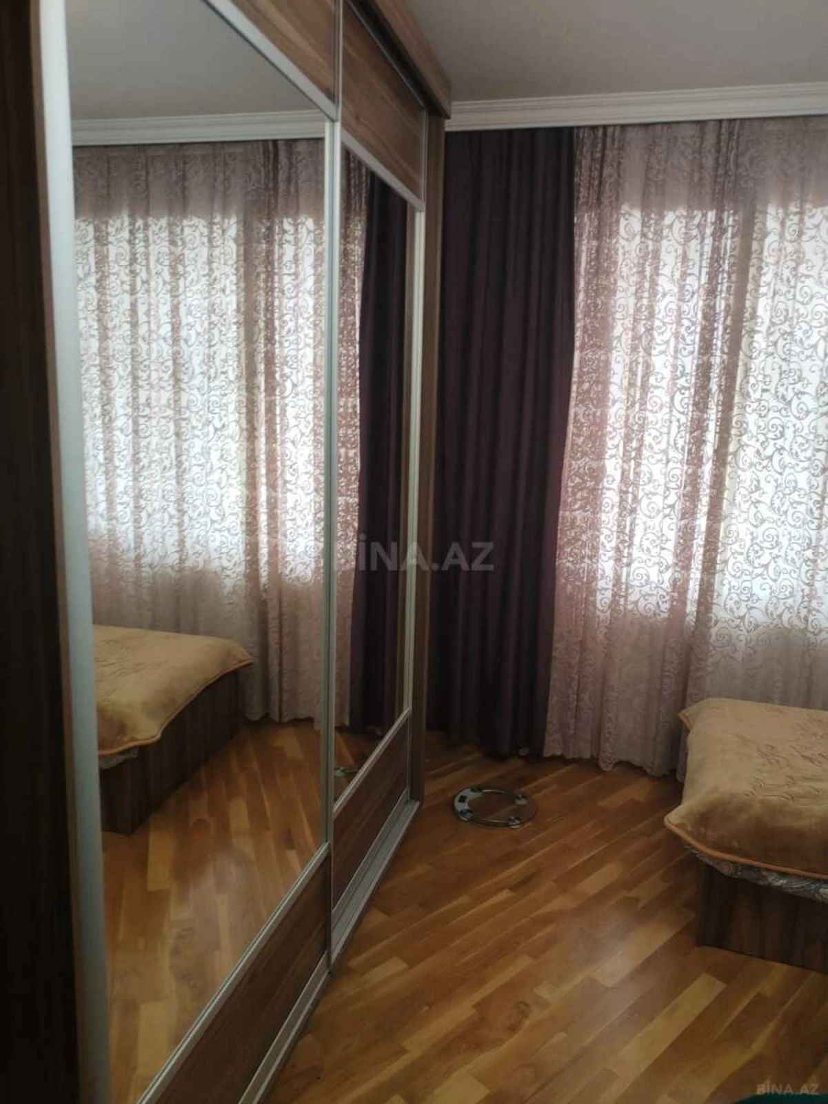 Kirayə verilir 3 otaqlı mənzil 97 m²