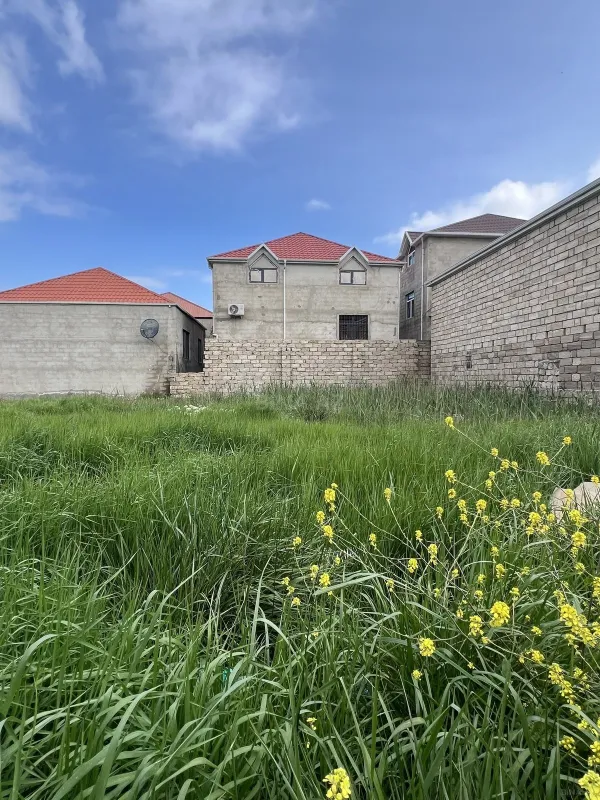 Satılır torpaq sahəsi 2 m²