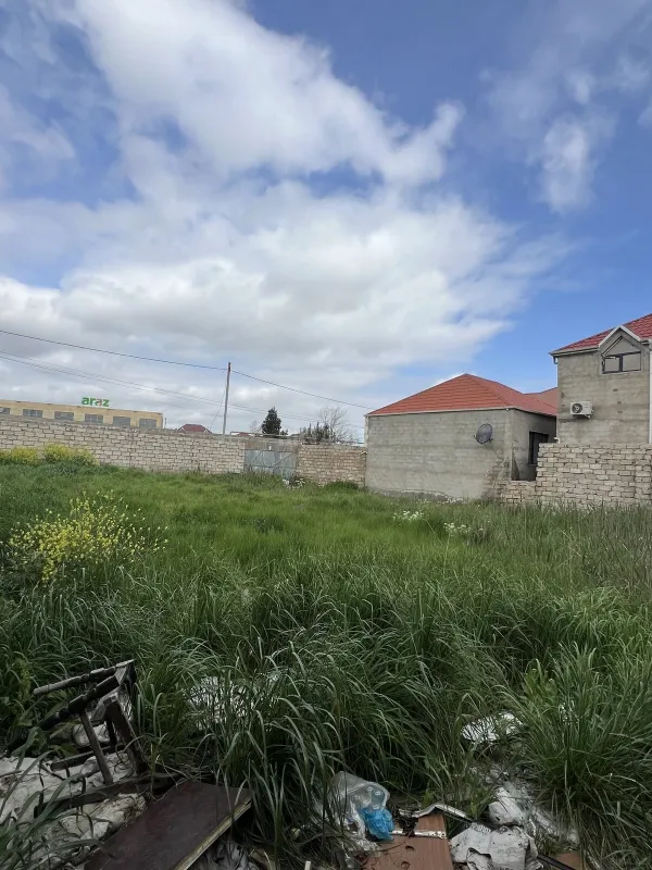 Satılır torpaq sahəsi 2 m²