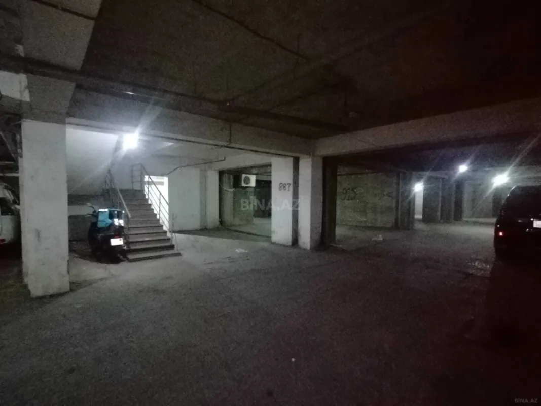 Satılır obyekt 1800 m²