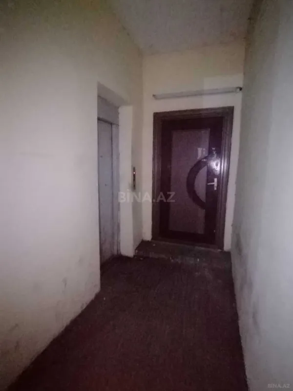 Satılır obyekt 1800 m²