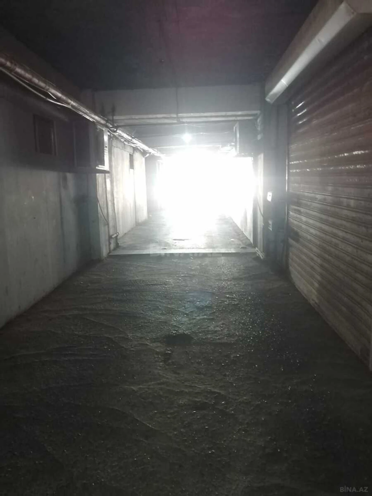 Satılır obyekt 1800 m²