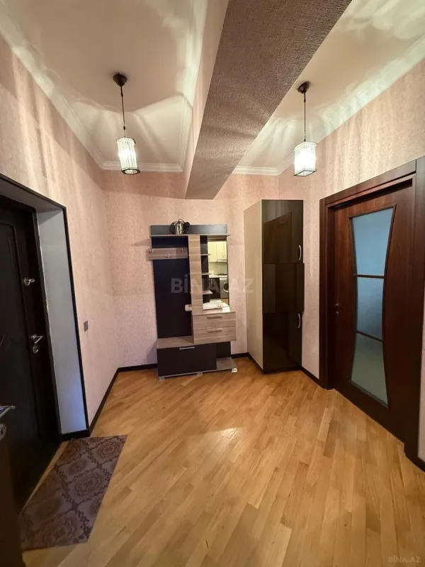Satılır 2 otaqlı mənzil 63 m²