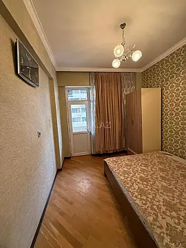 Satılır 2 otaqlı mənzil 63 m²