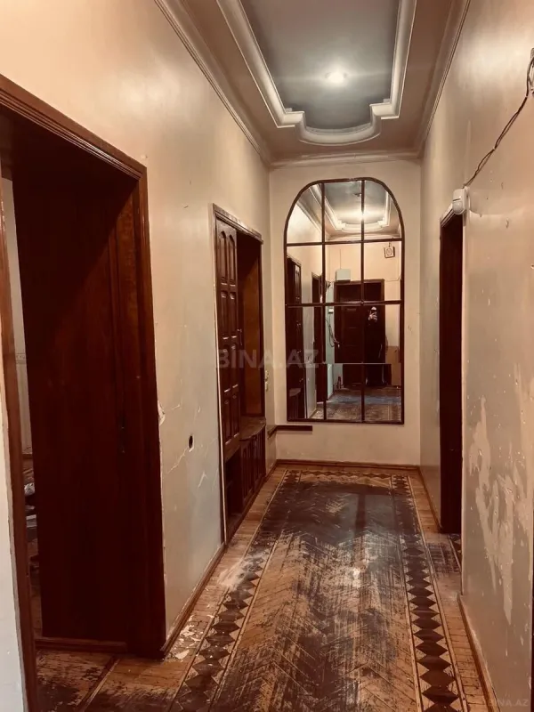 Satılır 3 otaqlı mənzil 110 m²