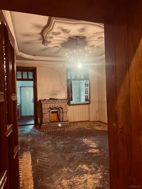 Satılır 3 otaqlı mənzil 110 m²