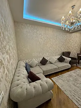 Kirayə verilir 2 otaqlı mənzil 70 m²