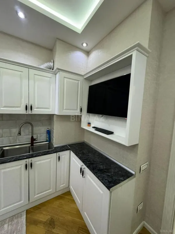 Kirayə verilir 2 otaqlı mənzil 70 m²