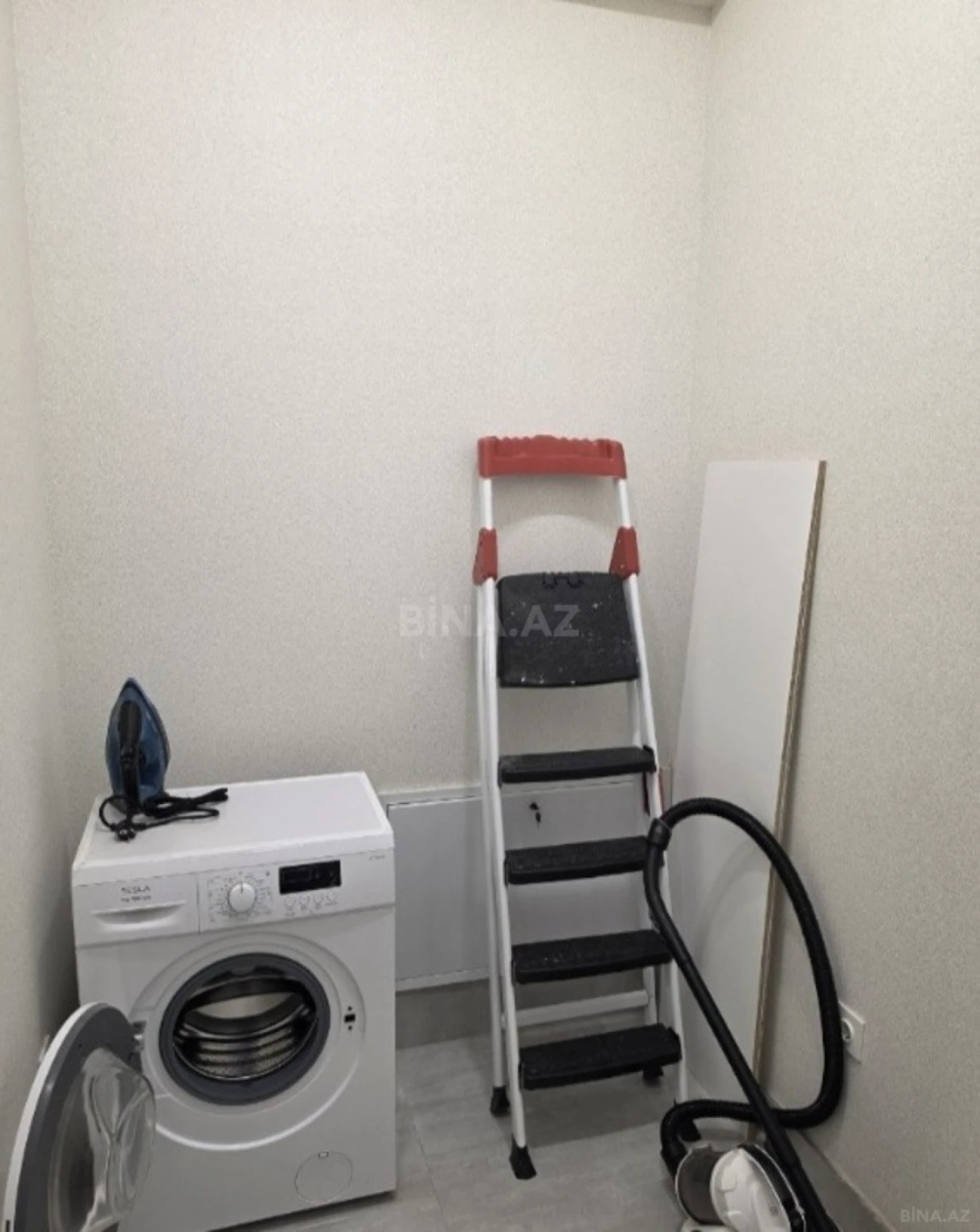Kirayə verilir 2 otaqlı mənzil 80 m²